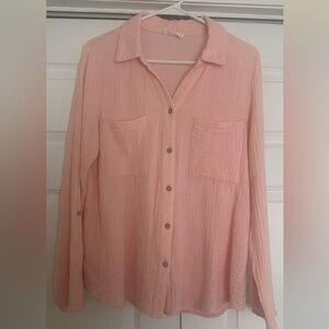 Women's Pink Button-Up Top